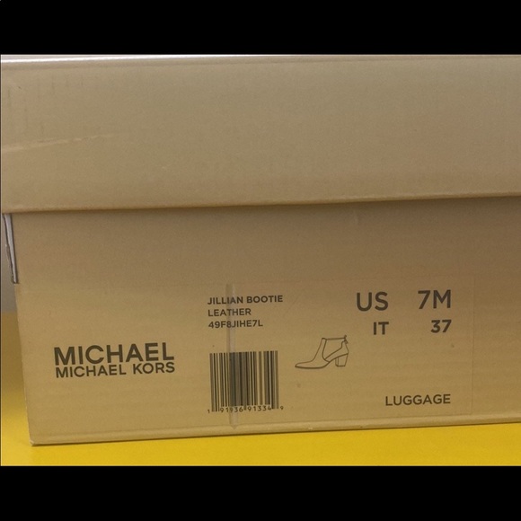 Michael Kors Women's Jillian High-Heel Bootie - Picture 4 of 13